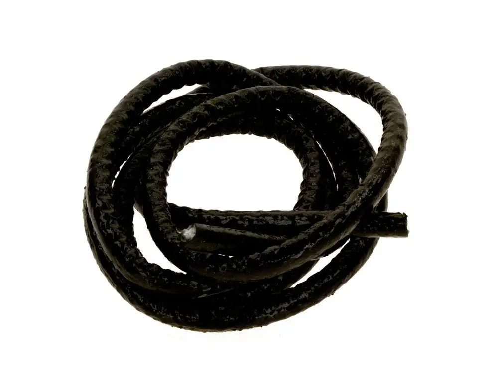 Schwarze, spiralförmig gewickelte Dichtschnur von Bosch, geeignet für Dichtungsanwendungen. Deutlich strukturierte Oberfläche.